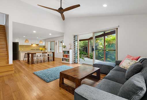 4/4 Halyard Court 2