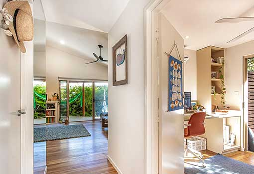 4/4 Halyard Court 3