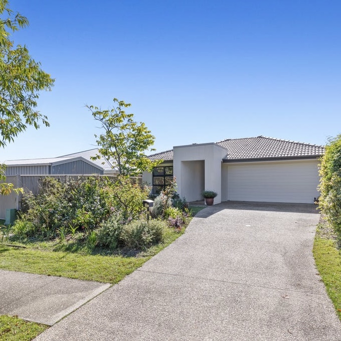 1/111 Lennox Circuit